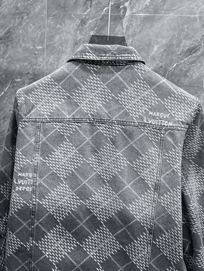 Louis Vuitton Outwear Trendsetting 137562