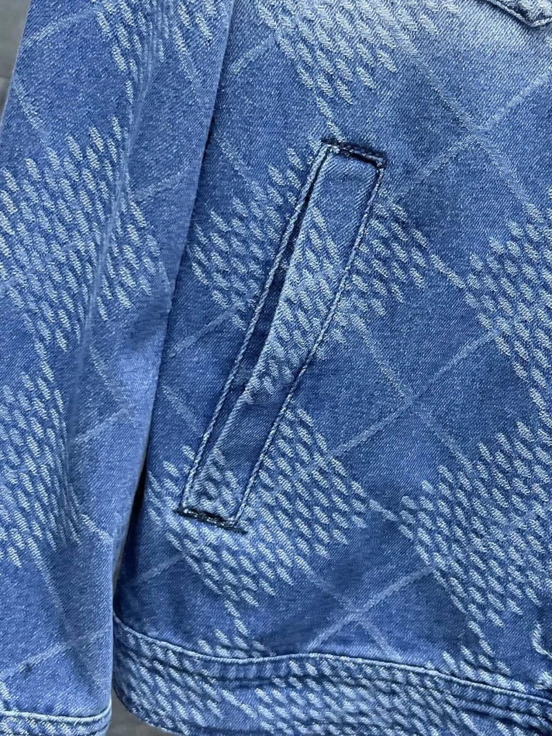 Comfortable Louis Vuitton Outwear 137522