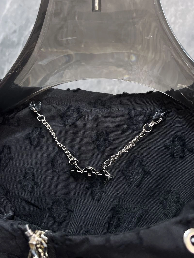 Louis Vuitton Outwear OnTrend 137521