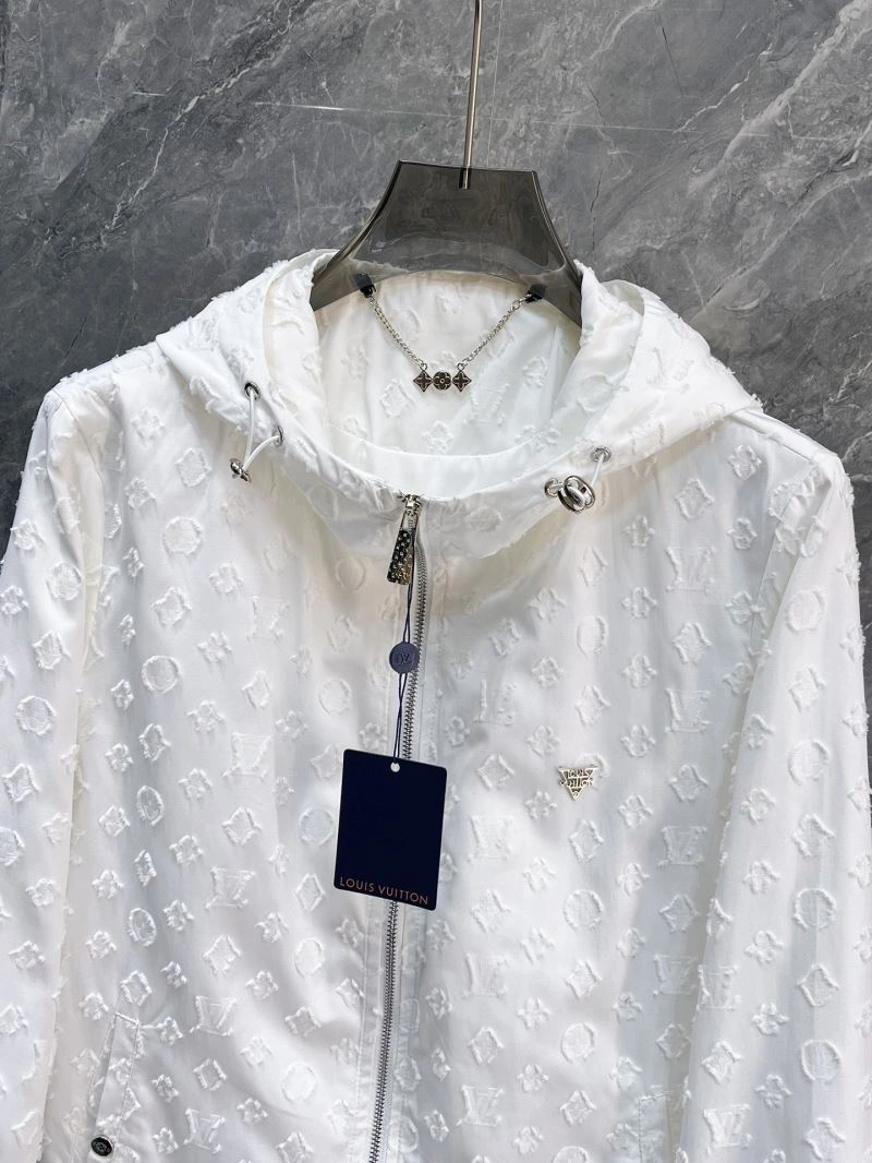 Louis Vuitton Outwear Lightweight 137519