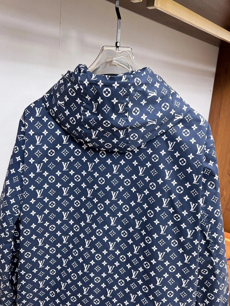 SunProtective Louis Vuitton Outwear 136931