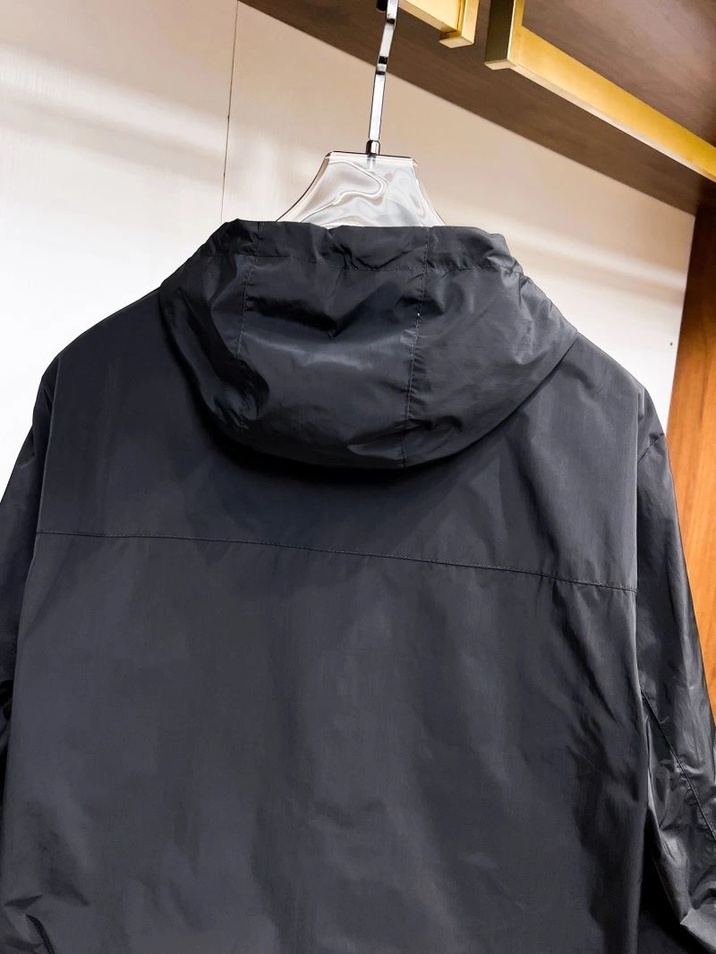 SunProtective Louis Vuitton Outwear 136892