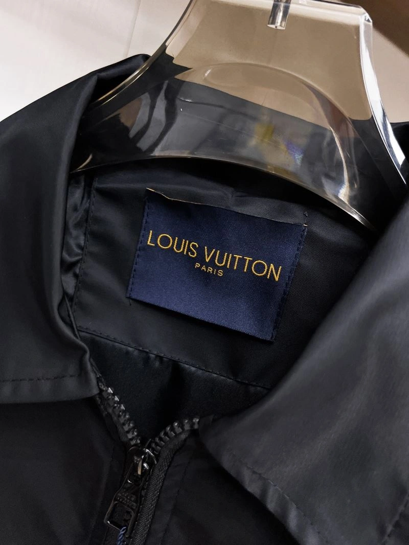 Louis Vuitton Outwear Seasonal 136894