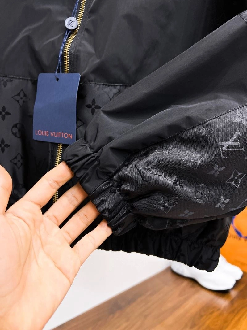 Louis Vuitton Outwear Breathable 136888