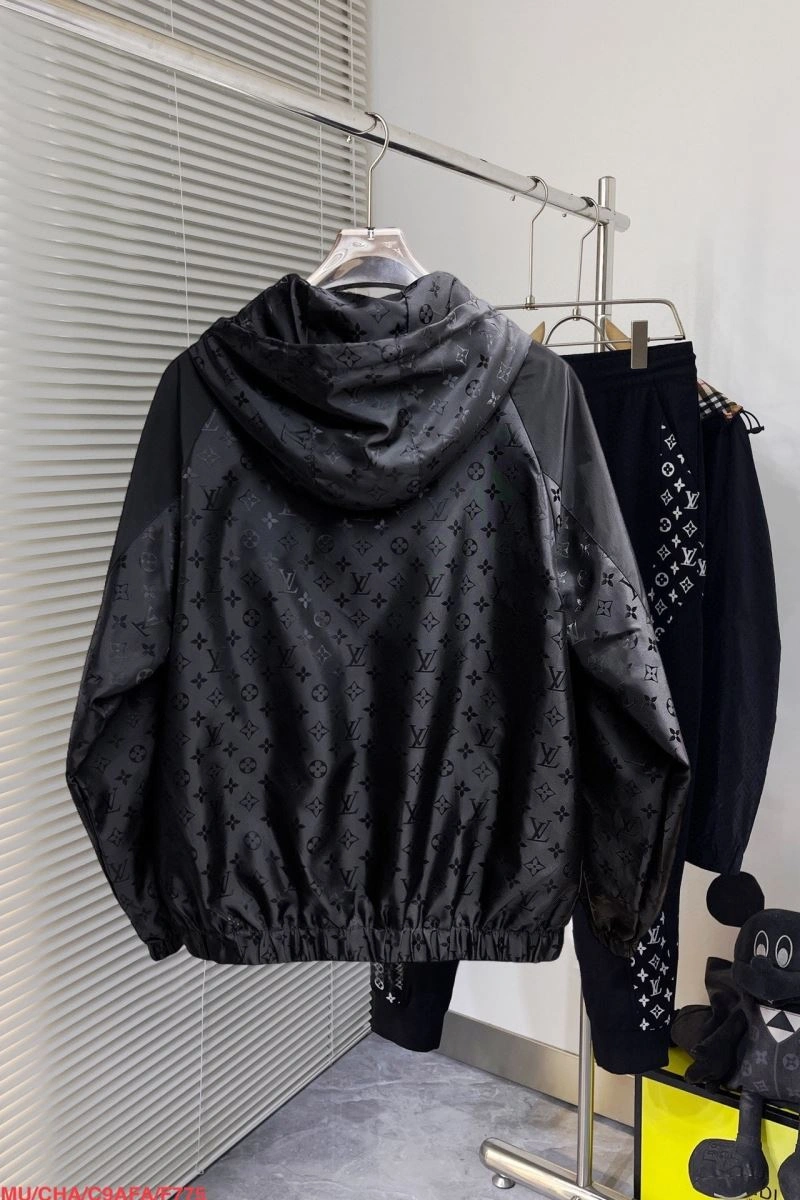 Louis Vuitton Outwear Breathable 136888