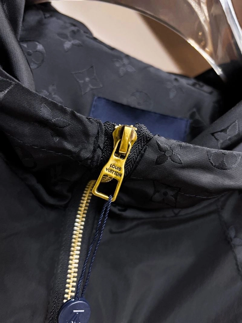 Louis Vuitton Outwear Breathable 136888