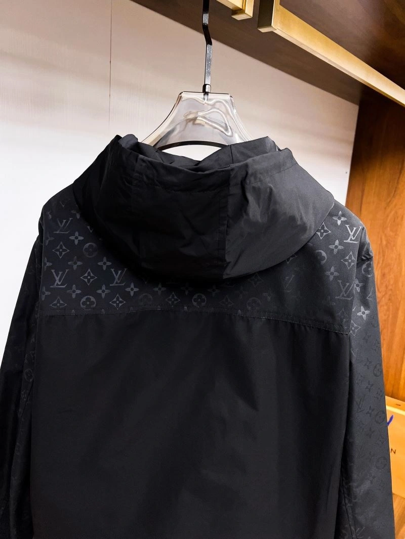Louis Vuitton Outwear Contemporary 136896