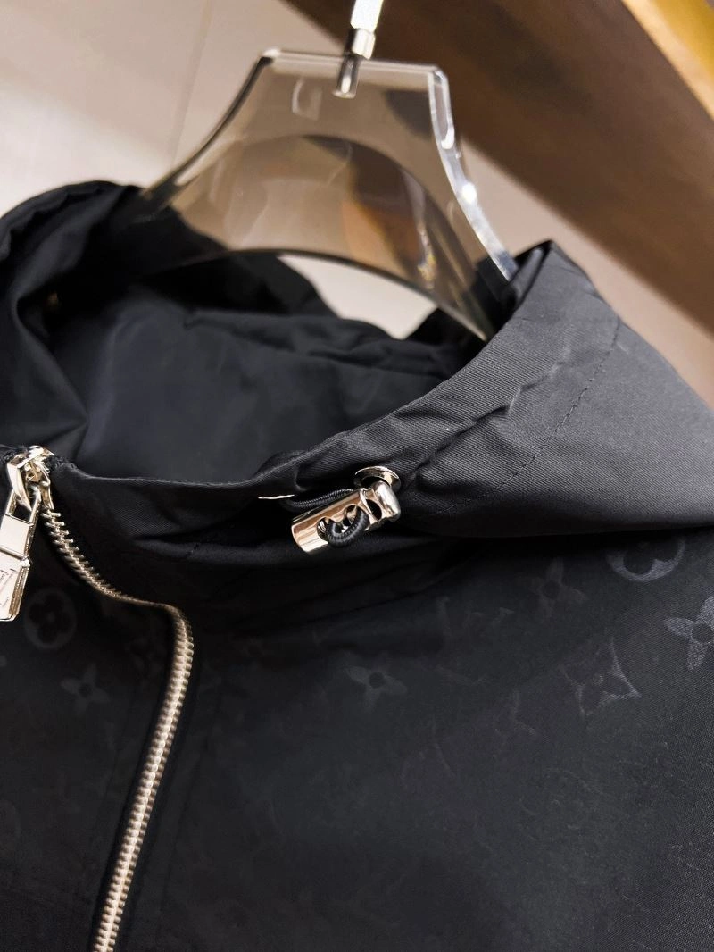 Louis Vuitton Outwear Contemporary 136896