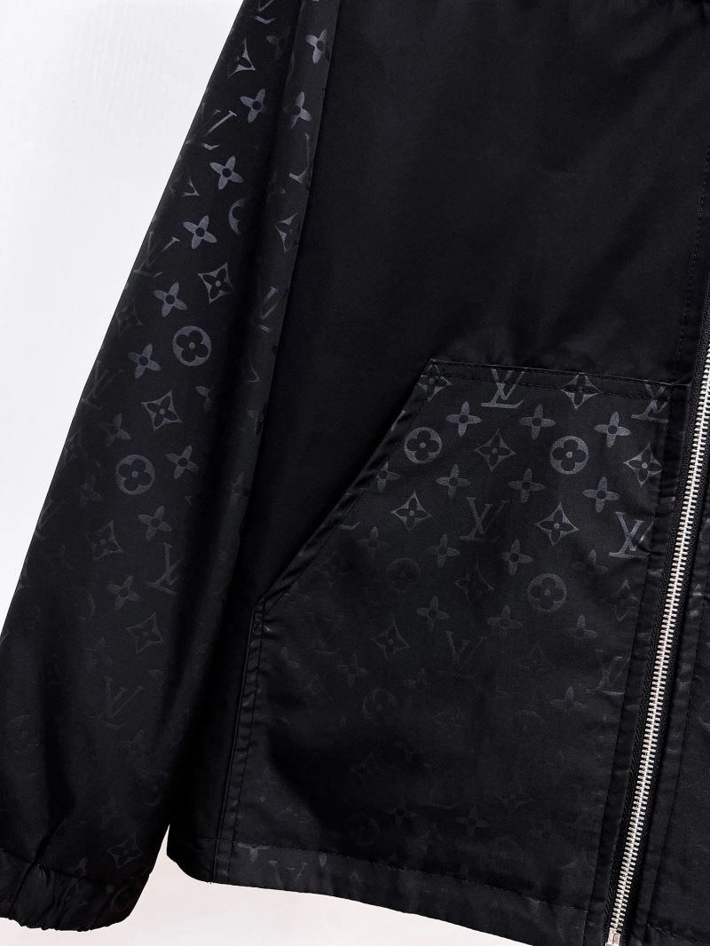 Louis Vuitton Outwear Contemporary 136896