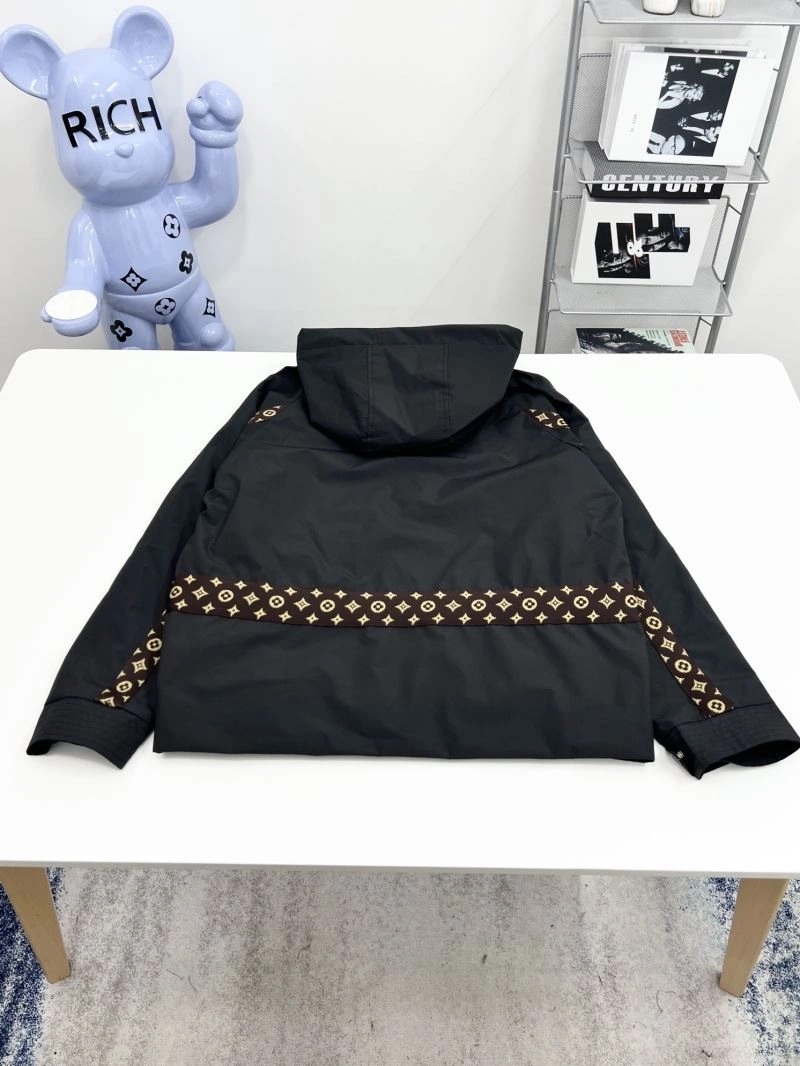 WrinkleFree Louis Vuitton Outwear 136875