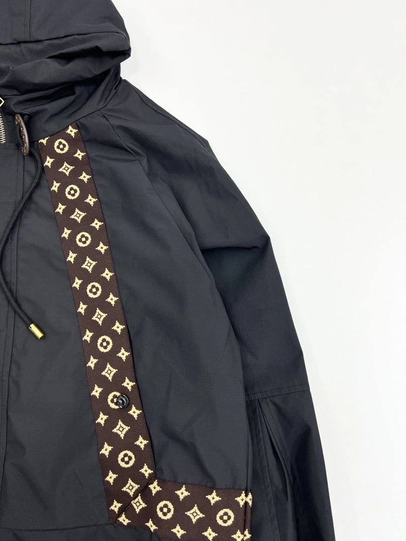 WrinkleFree Louis Vuitton Outwear 136875