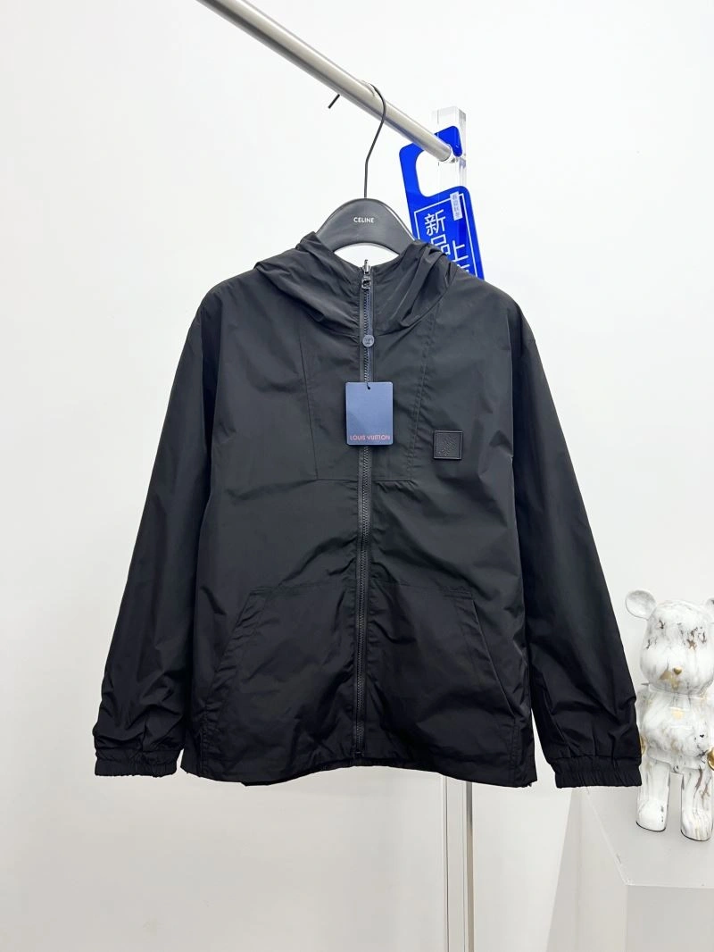 Attractive Louis Vuitton Outwear 136884