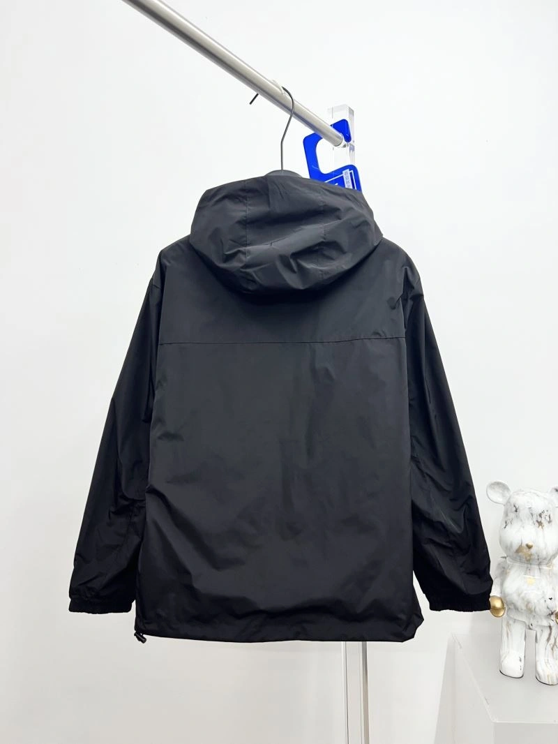 Attractive Louis Vuitton Outwear 136884