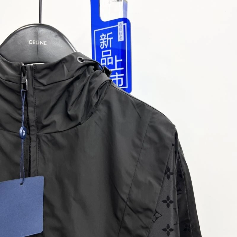 Louis Vuitton Outwear RelaxedFit 136870