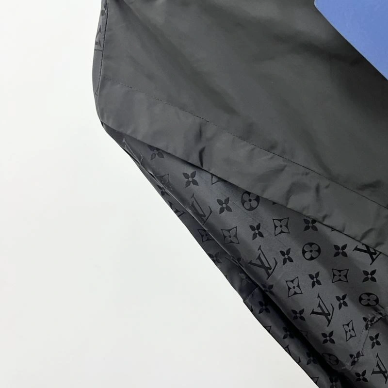 Louis Vuitton Outwear RelaxedFit 136870