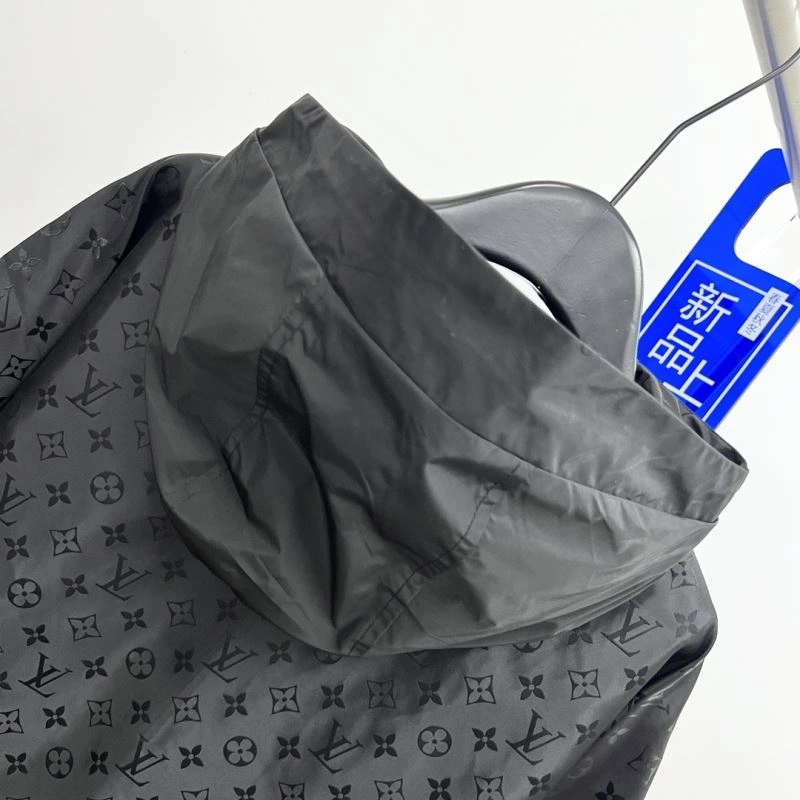 Louis Vuitton Outwear RelaxedFit 136870