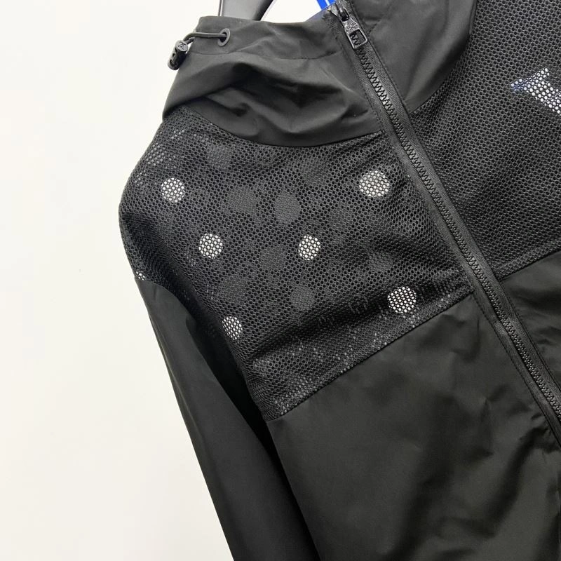 Louis Vuitton Outwear FreshLook 136880