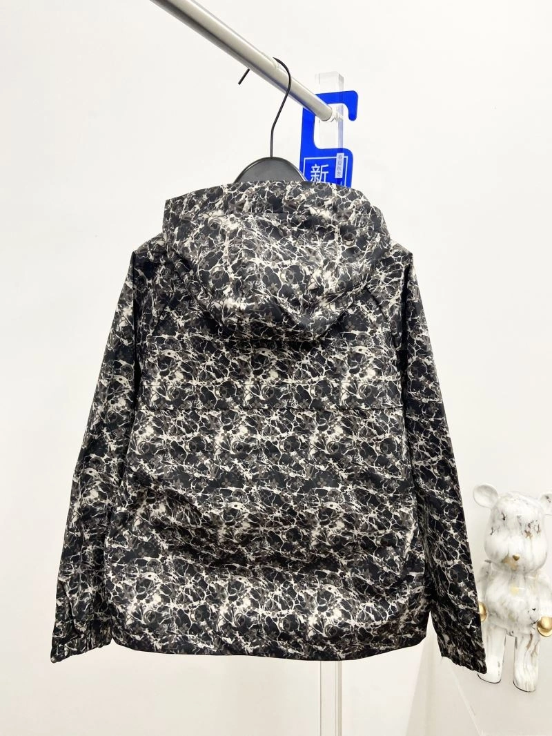 Premium Louis Vuitton Outwear 136872