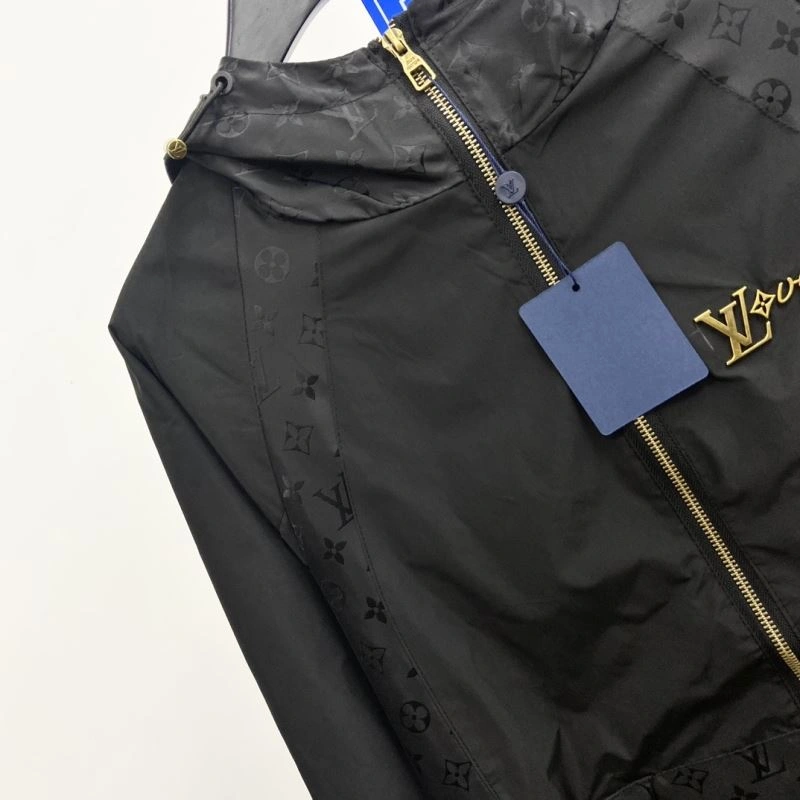 Durable Louis Vuitton Outwear 136881