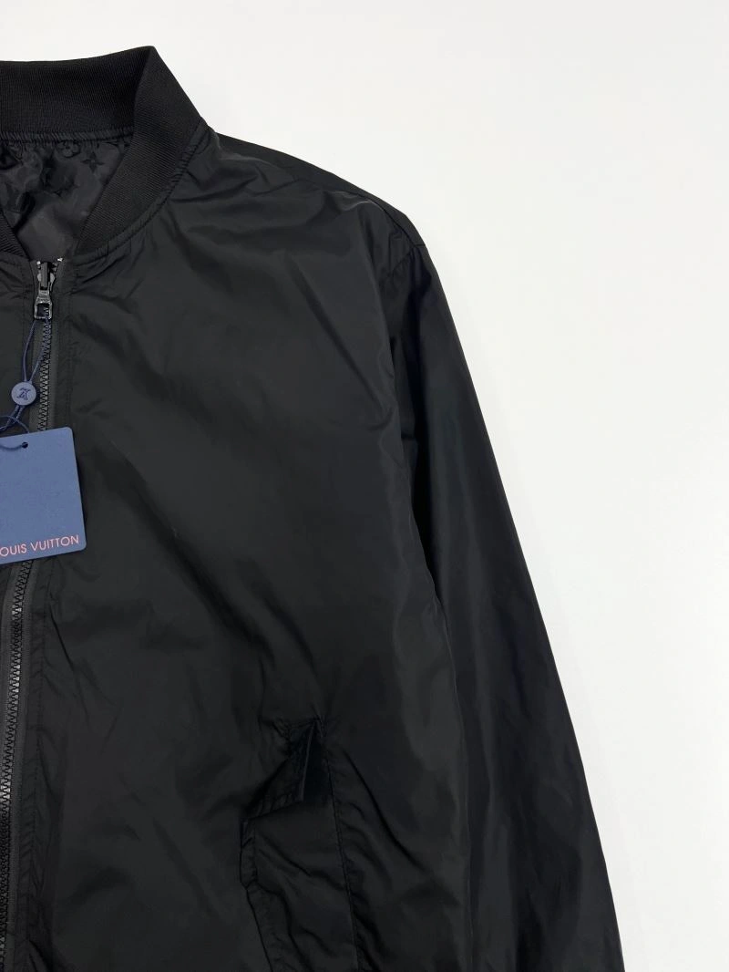 Louis Vuitton Outwear Seasonal 136868