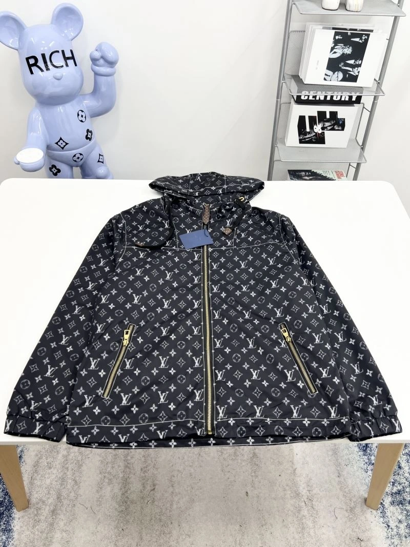 Louis Vuitton Outwear Unisex 136874