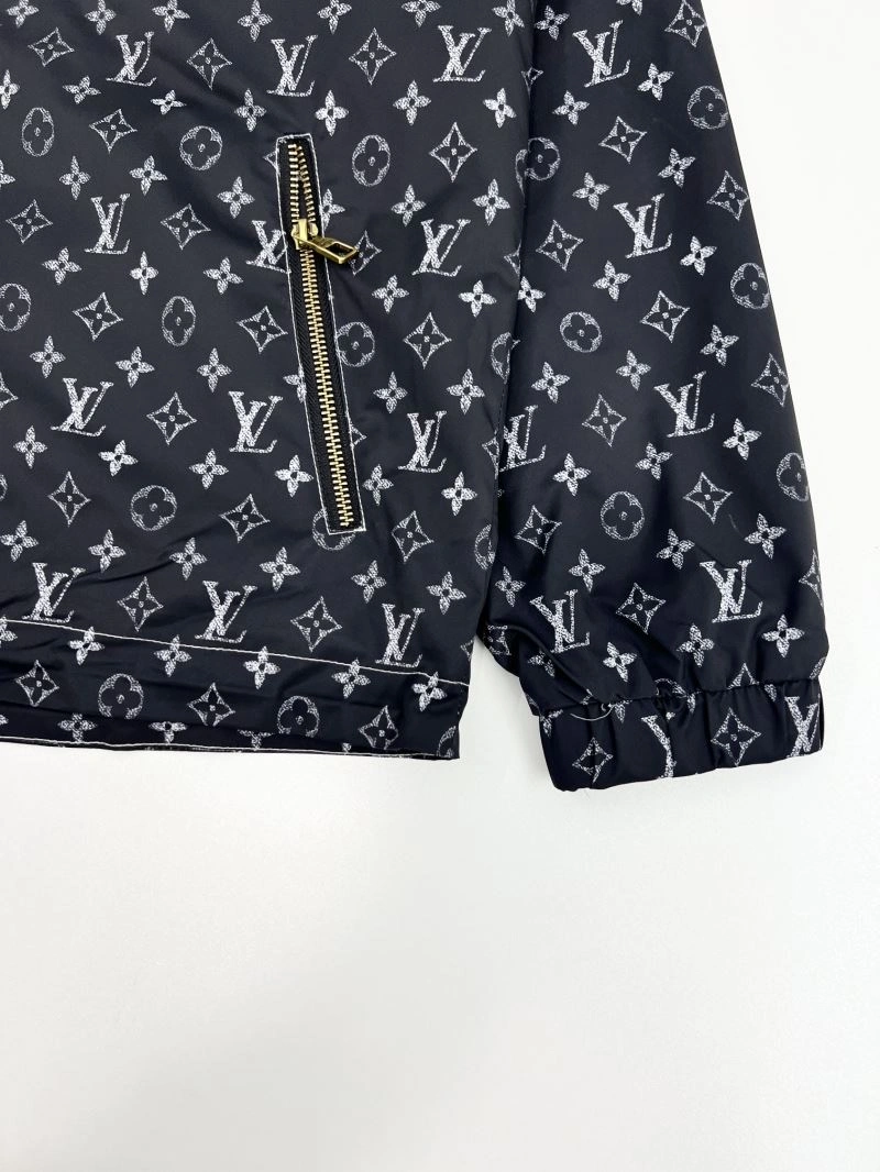 Louis Vuitton Outwear Unisex 136874