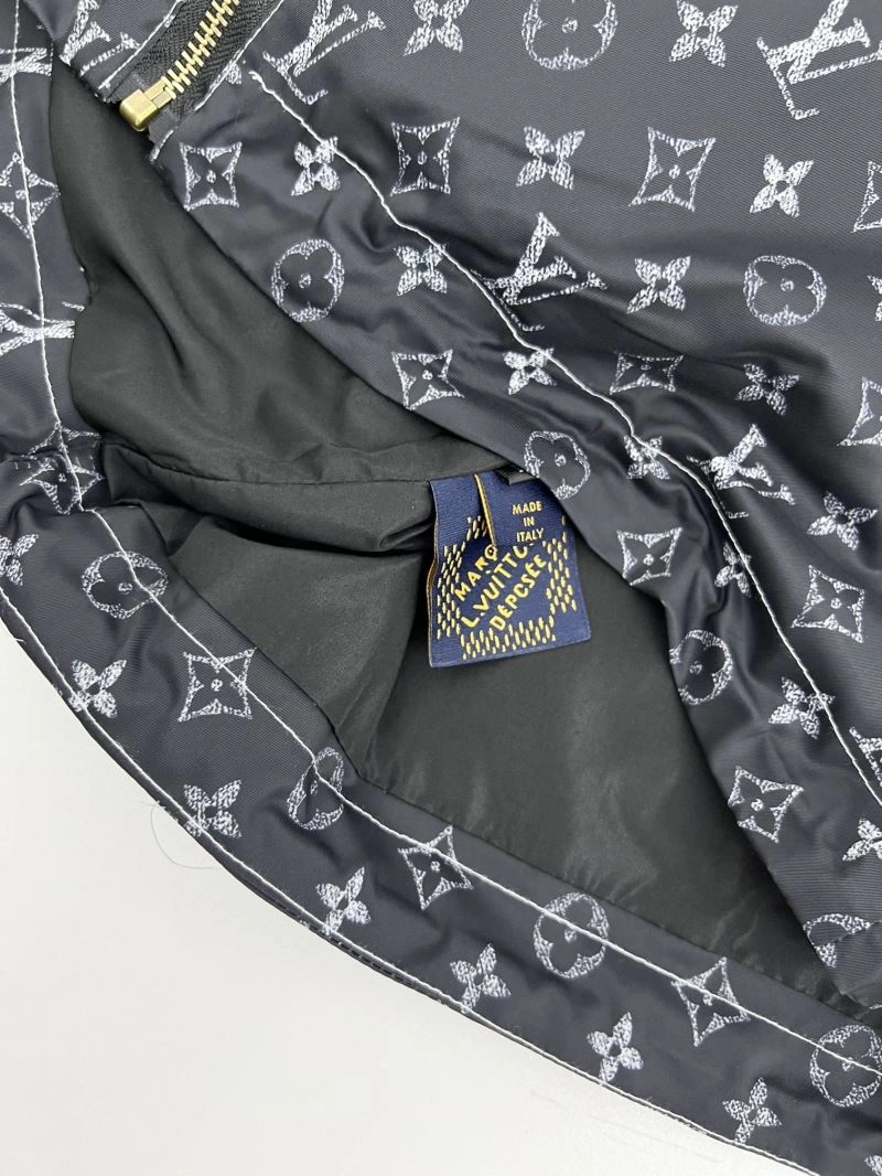 Louis Vuitton Outwear Unisex 136874