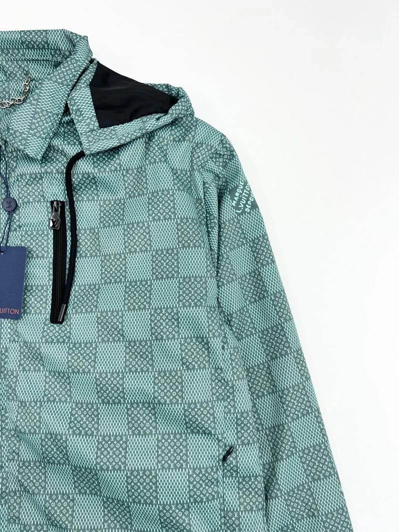 Cozy Louis Vuitton Outwear 136882