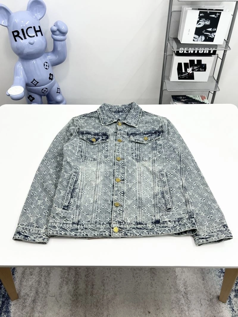 QuickDry Louis Vuitton Outwear 136860