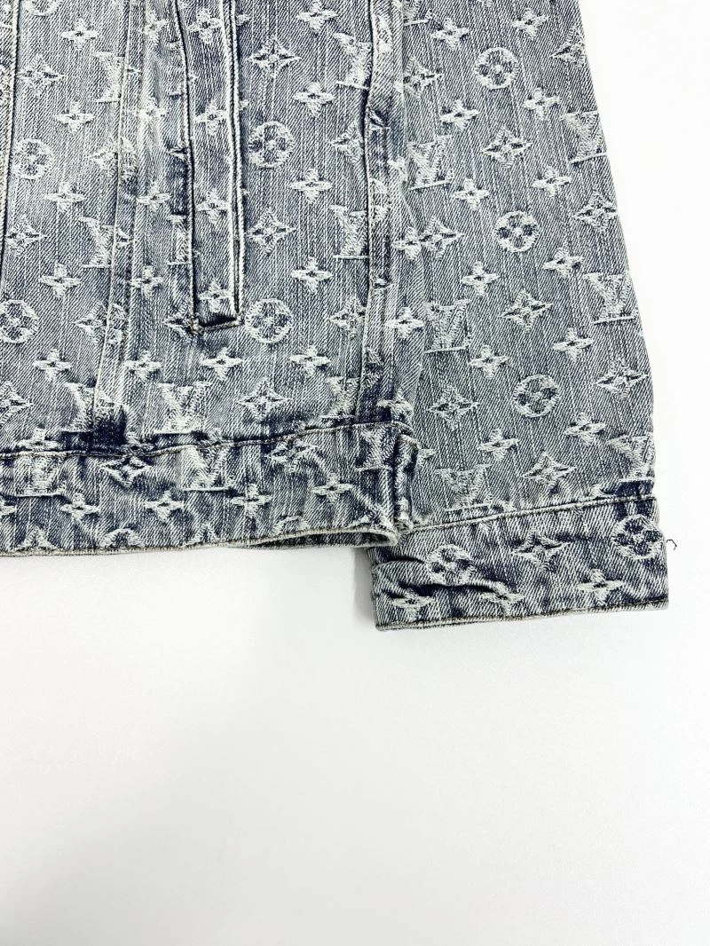 QuickDry Louis Vuitton Outwear 136860