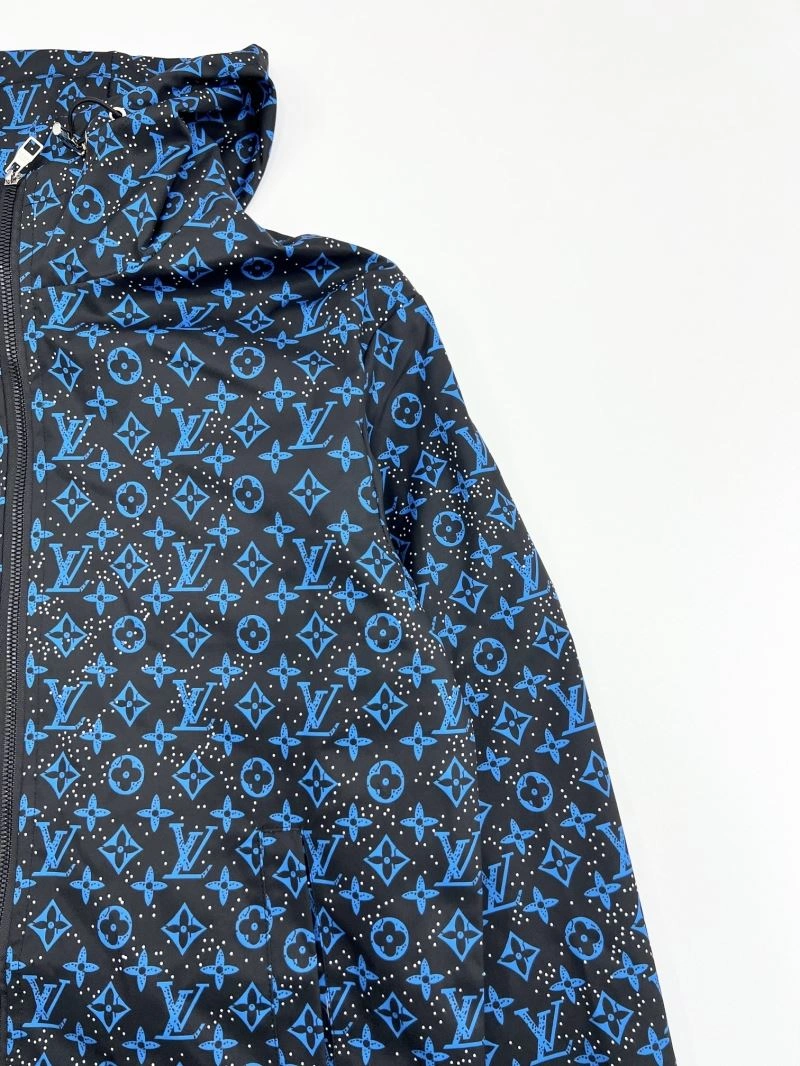 Thermal Louis Vuitton Outwear 136858