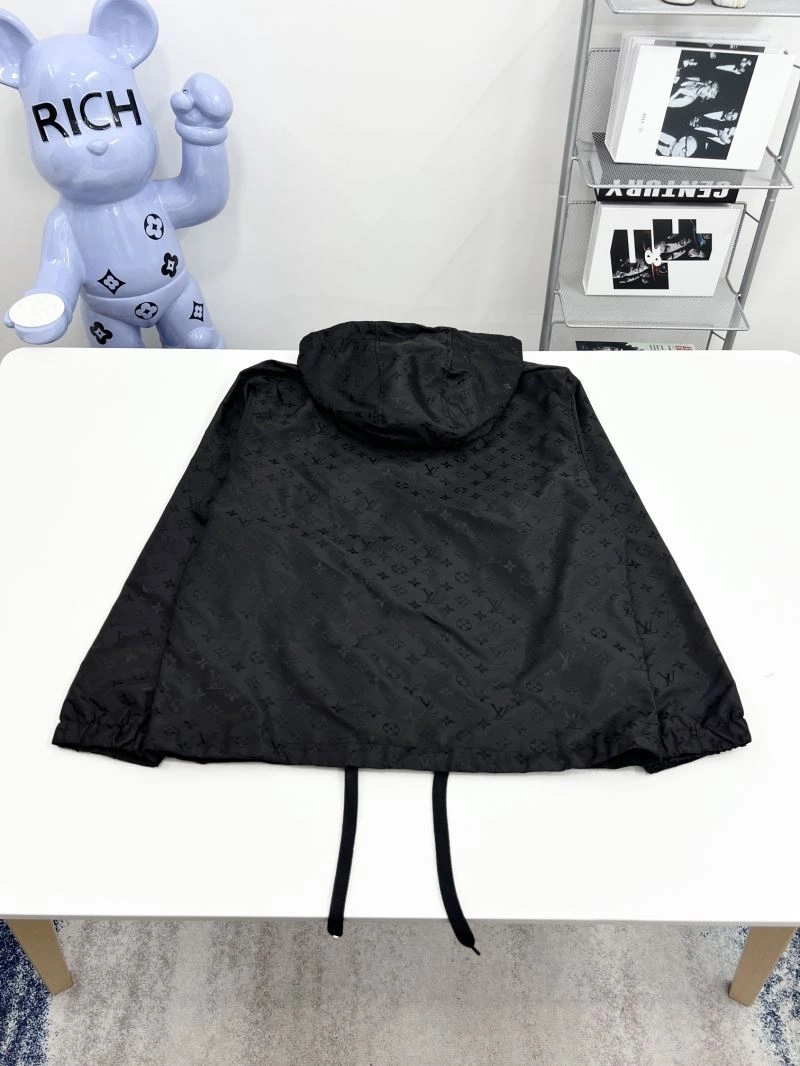DailyWear Louis Vuitton Outwear 136859