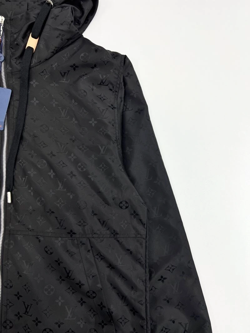 DailyWear Louis Vuitton Outwear 136859