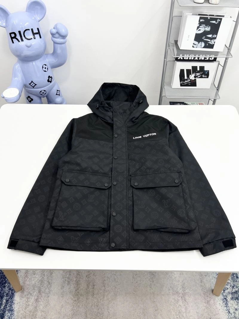 Louis Vuitton Outwear DailyWear 136855