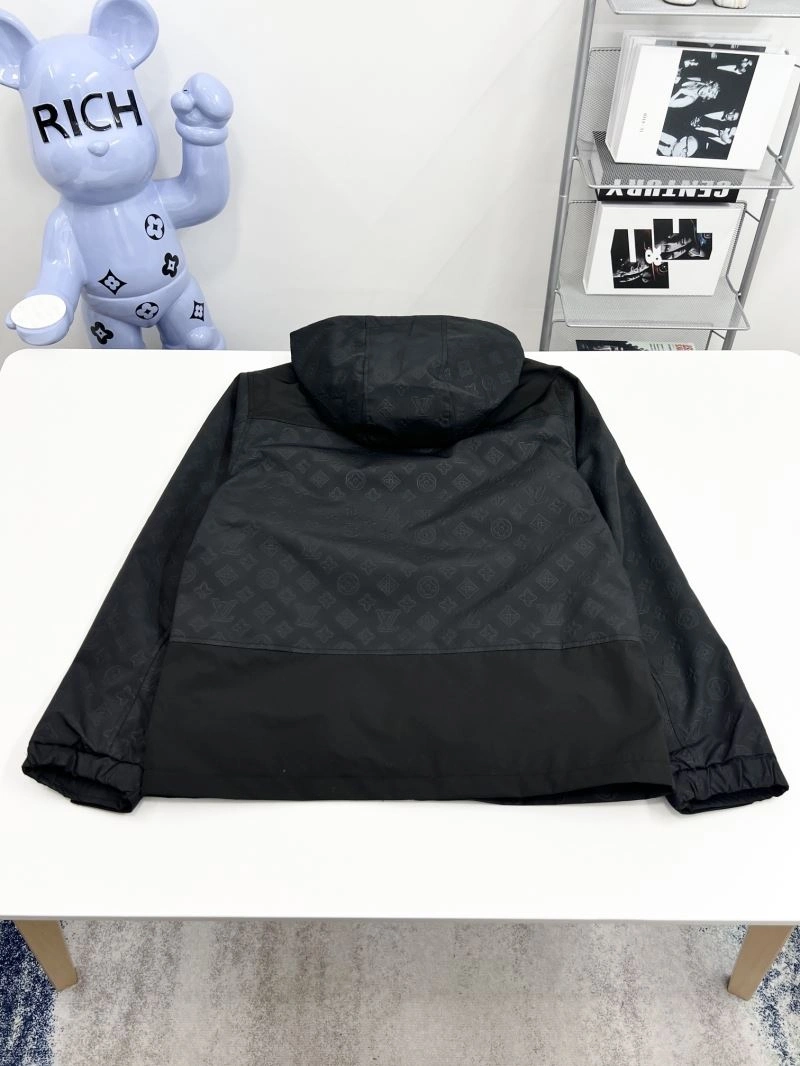 Louis Vuitton Outwear DailyWear 136855