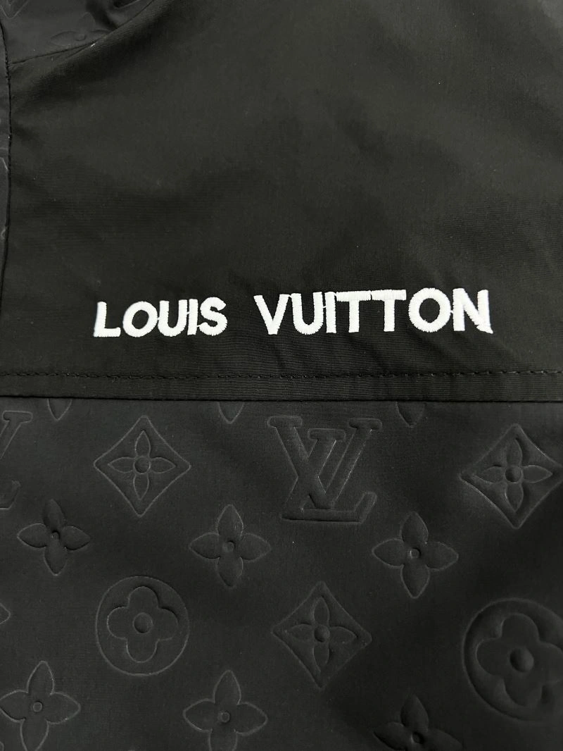 Louis Vuitton Outwear DailyWear 136855