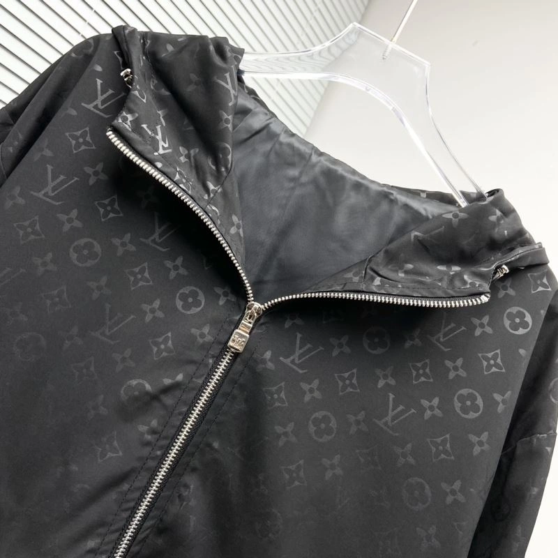 Louis Vuitton Outwear ModernLook 136848