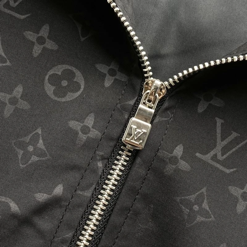 Louis Vuitton Outwear ModernLook 136848