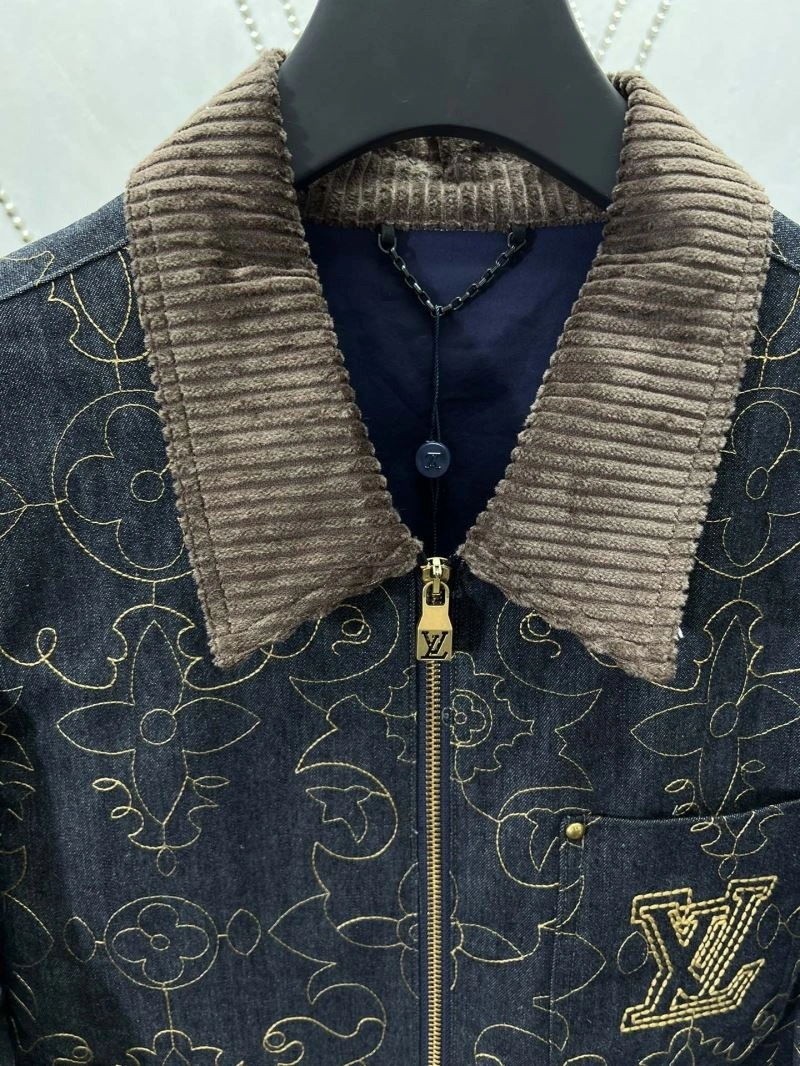 Louis Vuitton Outwear Snug 136845