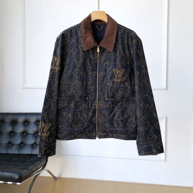 Trendsetting Louis Vuitton Outwear 136839