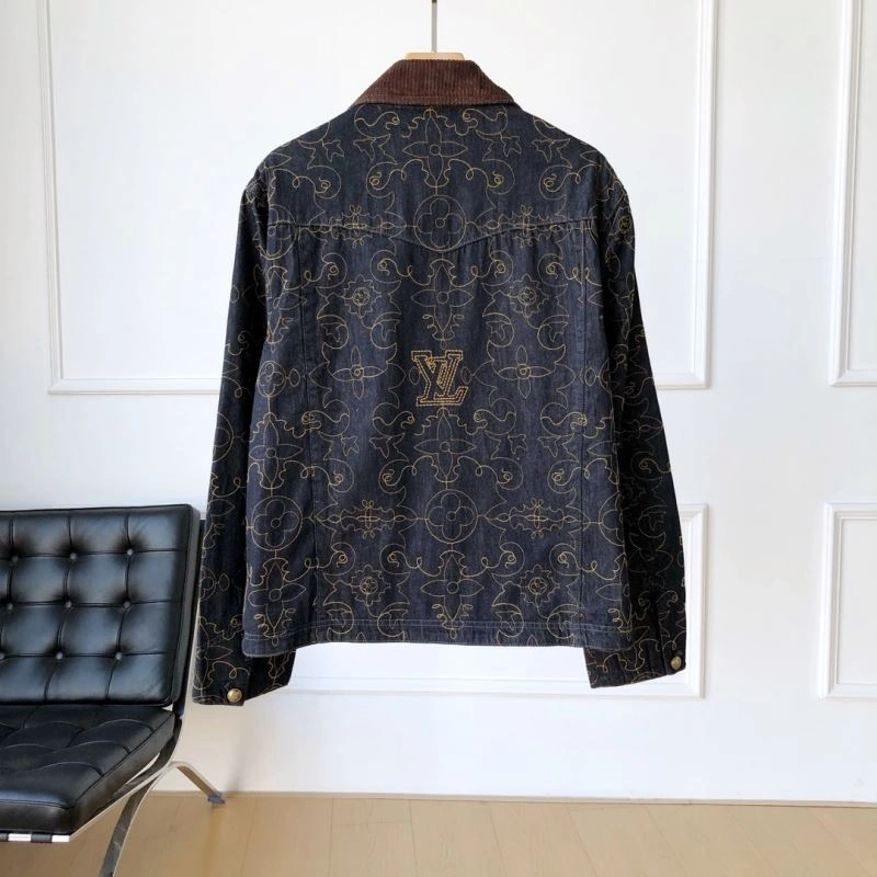 Trendsetting Louis Vuitton Outwear 136839