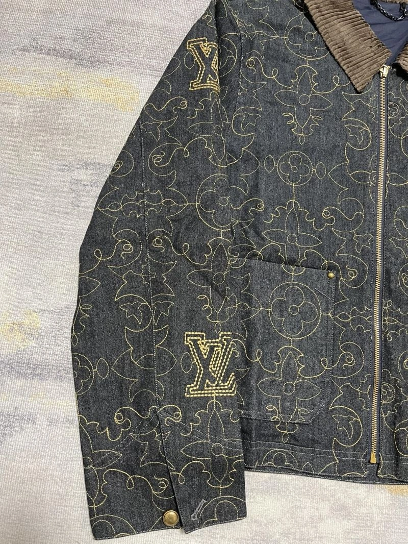 Louis Vuitton Outwear Neat 136841