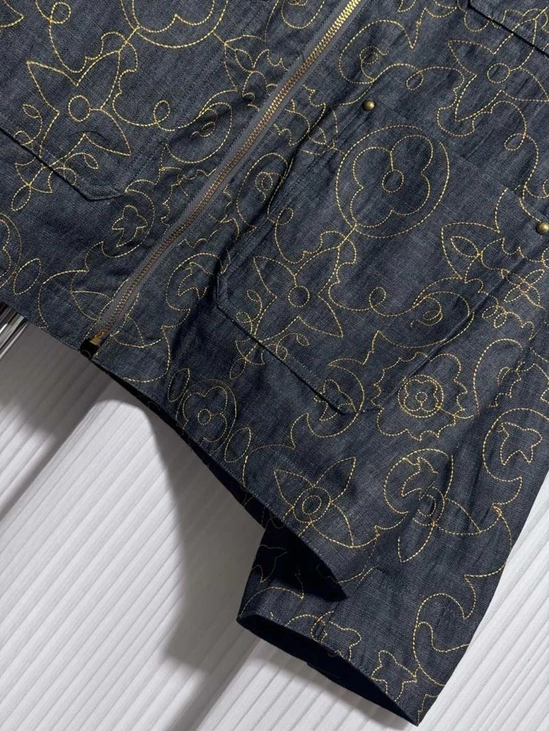 Louis Vuitton Outwear Sustainable 136828