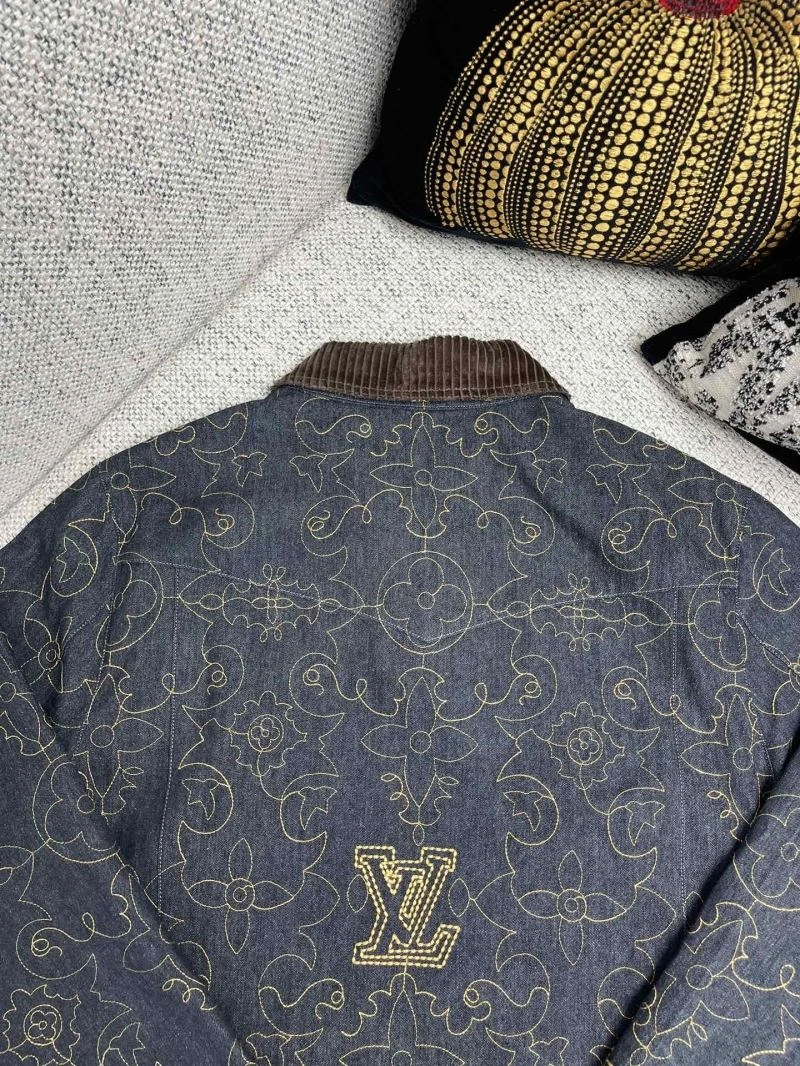 HighPerformance Louis Vuitton Outwear 136837