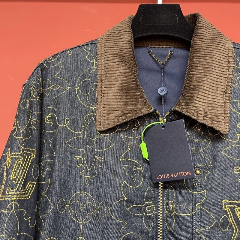 Louis Vuitton Outwear Cozy 136820