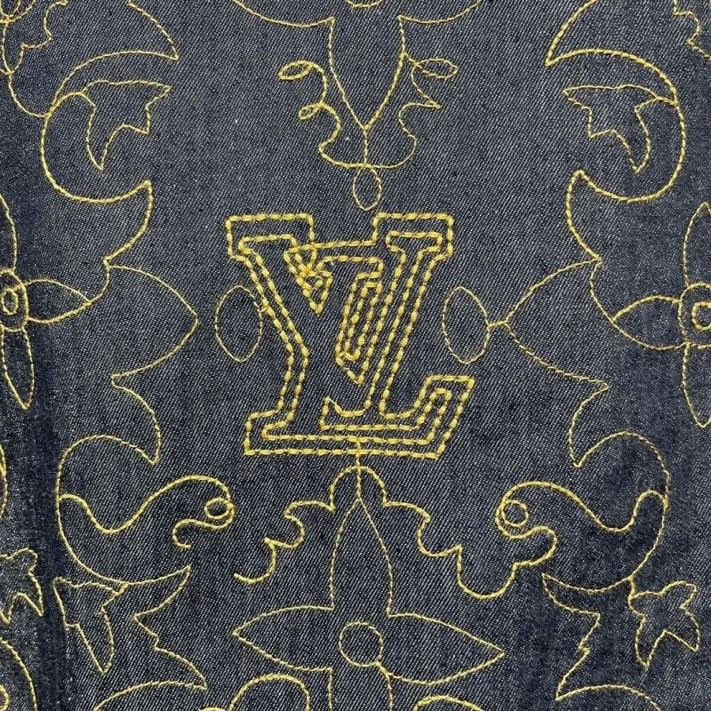 Louis Vuitton Outwear Cozy 136820