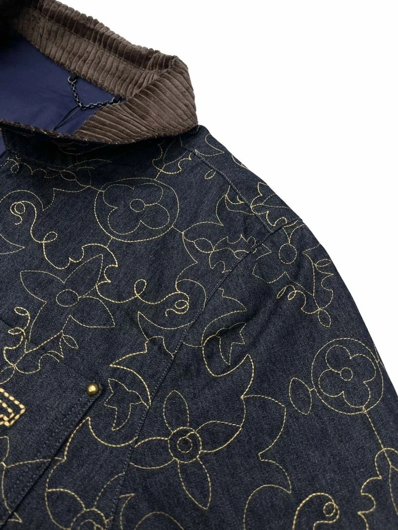Original Louis Vuitton Outwear 136829