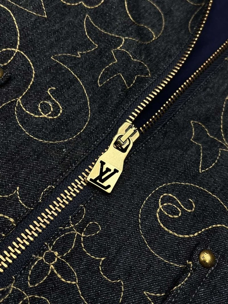Original Louis Vuitton Outwear 136829