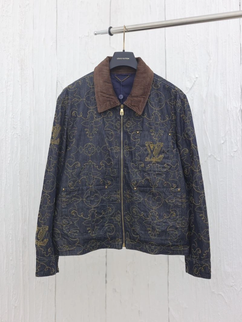 Seasonal Louis Vuitton Outwear 136824