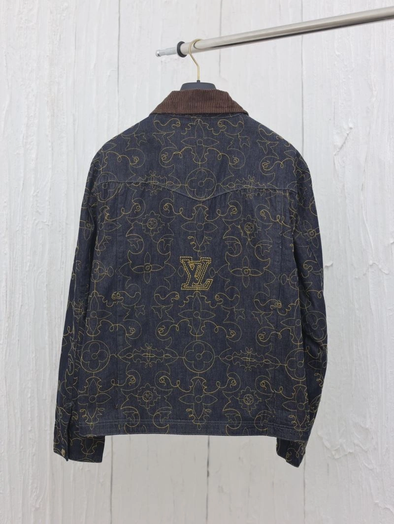 Seasonal Louis Vuitton Outwear 136824